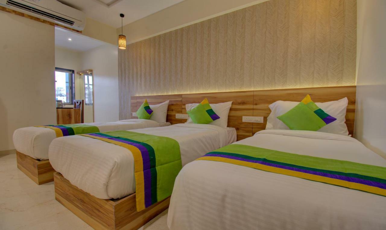 Hotel Amisha International سورات المظهر الخارجي الصورة